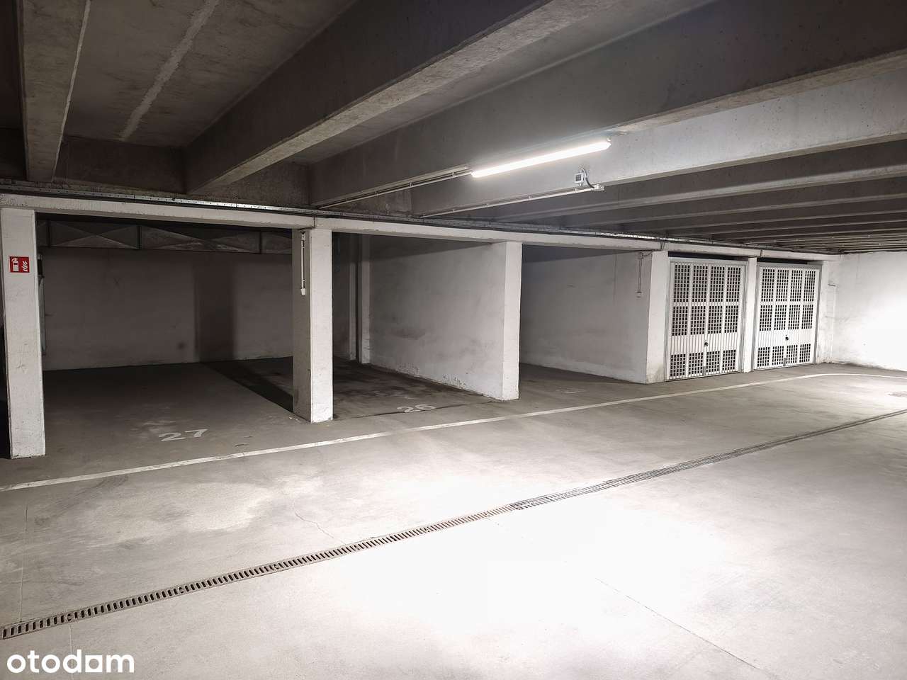 os. Stare Żegrze, miejsce postojowe w podziemnej hali garażowej - Pełny obrazek: 5/9