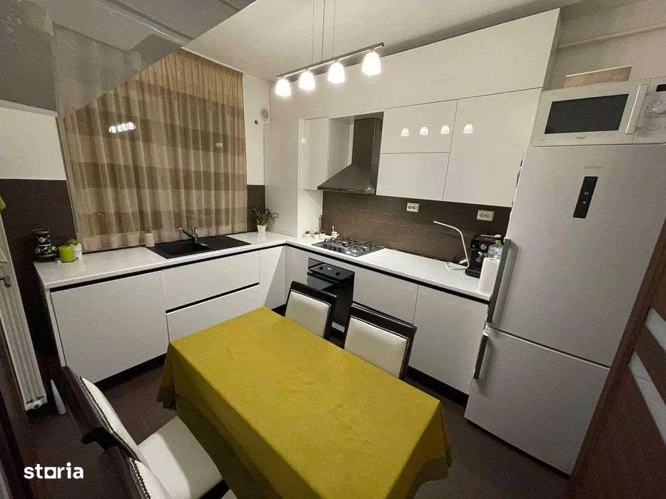 De închiriat apartament cu 3 camere în cartierul Plopilor - Imagine principală: 5/6