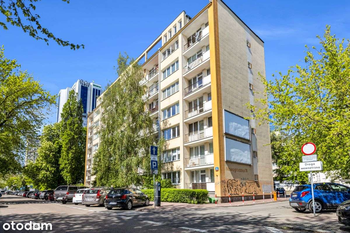 Trzypokojowe mieszkanie w Centrum-9