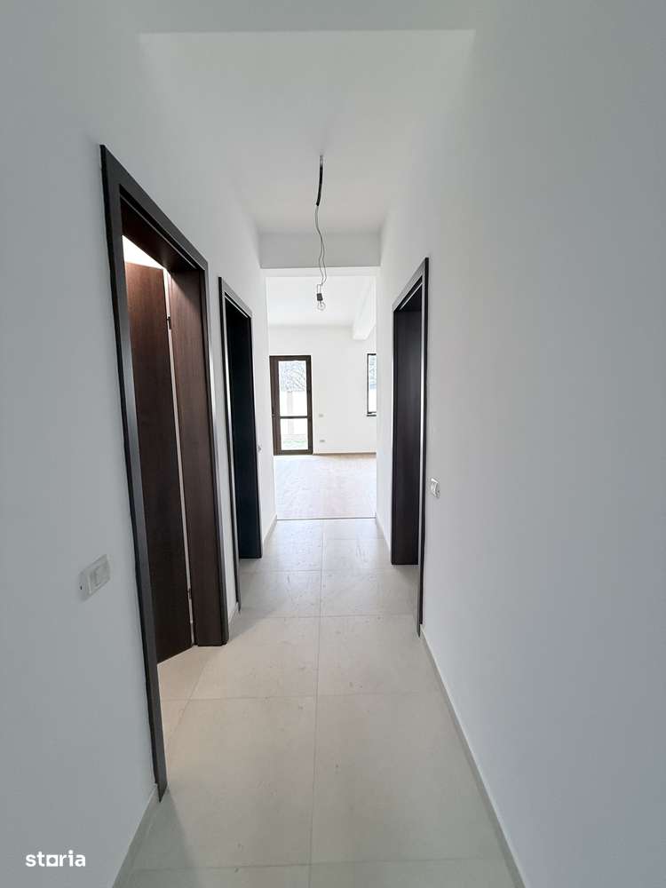 Casa individuala cu curte, 3 dormitoare - Maracineni-19