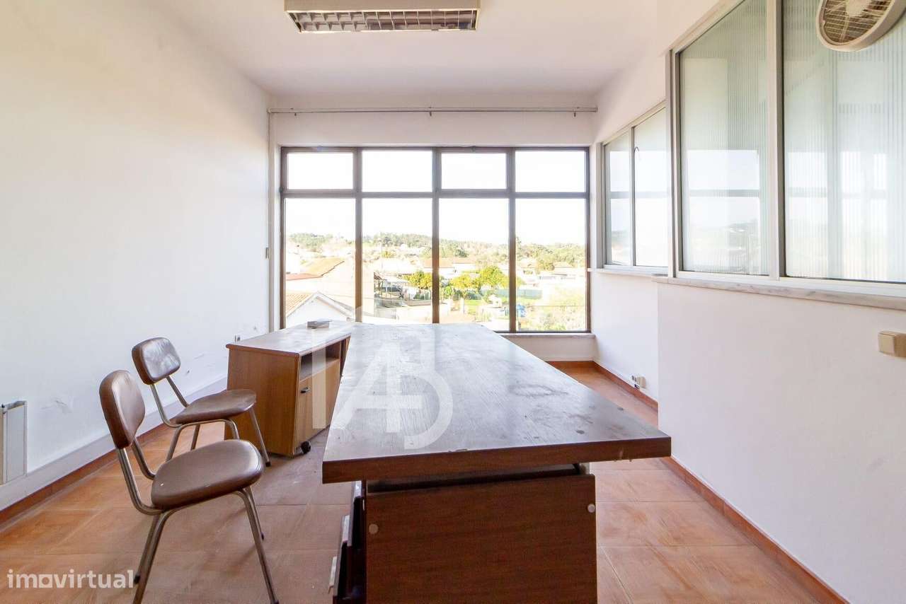 Prédio com potencial de reabilitação – Pernelhas, Leiria-14