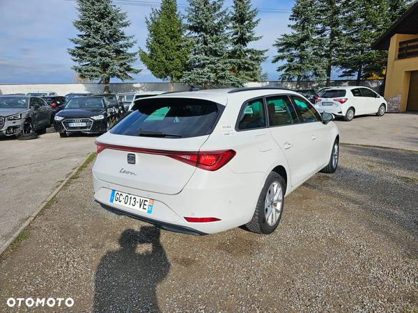 Seat Leon Sportstourer 2.0 TDI Style - 4