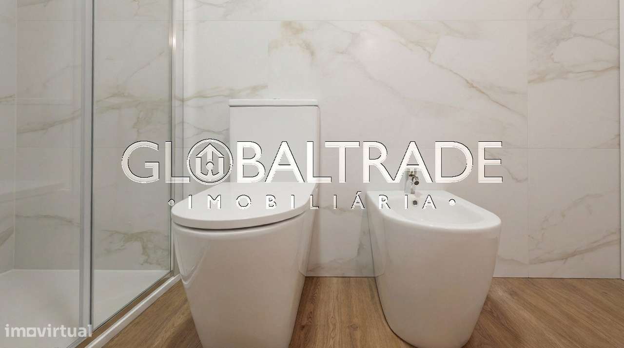 Apartamento T2 Renovado & Equipado em Matosinhos-18