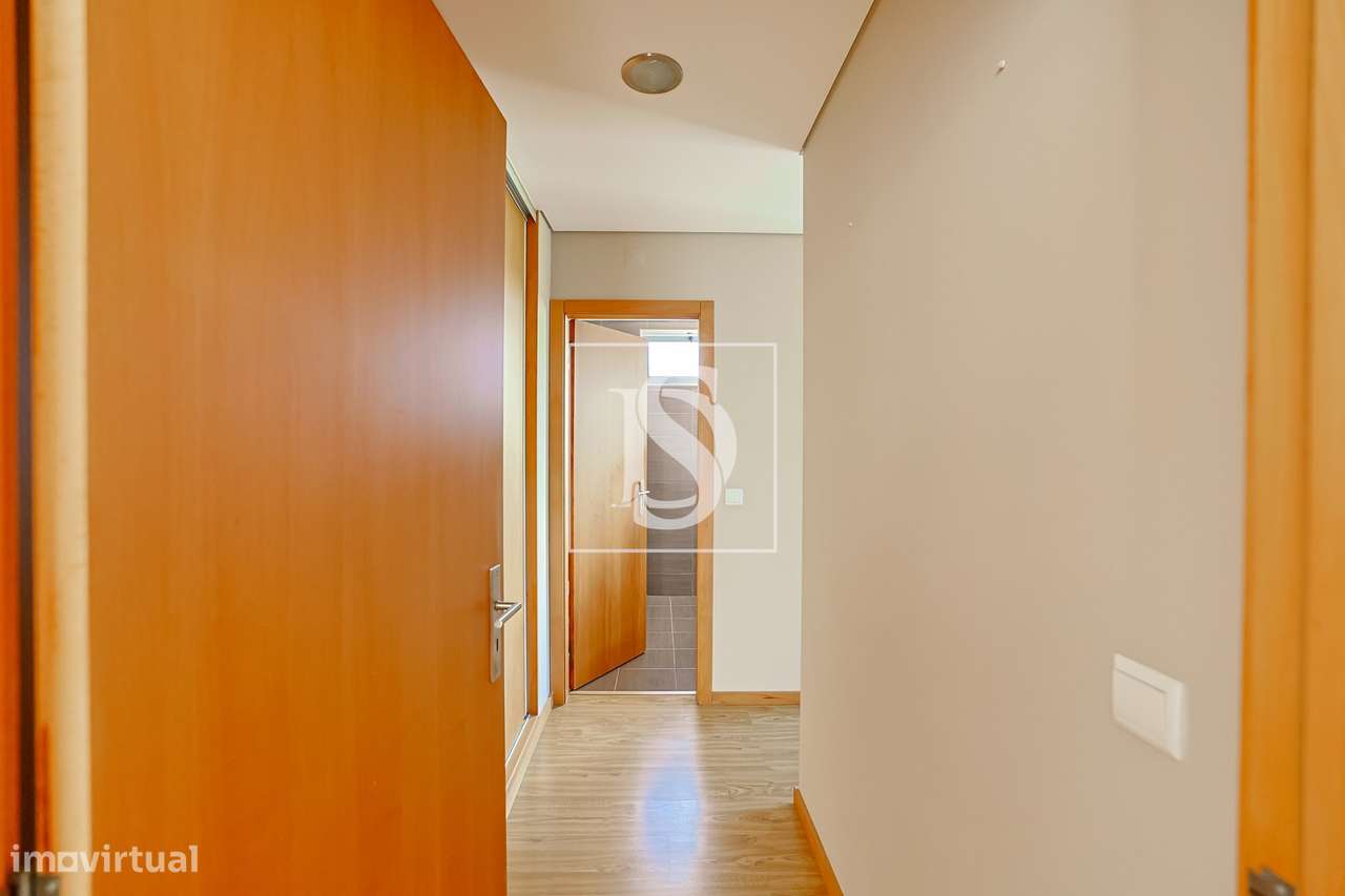 Apartamento T3 em Galegos (São Martinho)-18