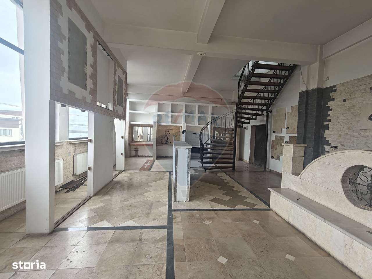 Spațiu comercial de 427 mp de închiriat în zona Bulgaria - Imagine principală: 4/9