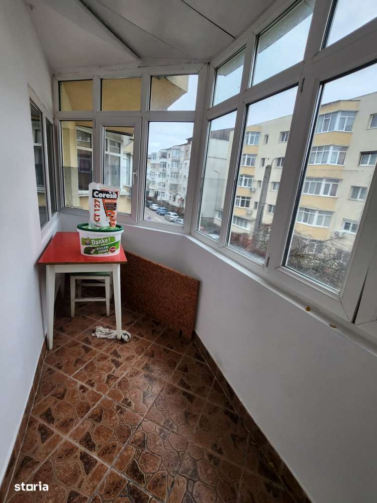 Decomandat 3 Camere  str Neagoe Voda et 2-3