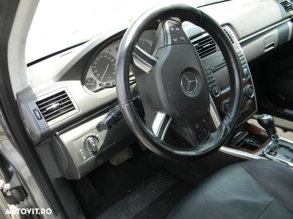 Dezmembrari  Mercedes-Benz B-CLASS (W245)  2005  > 2011 B 200 CDI (24 - 14