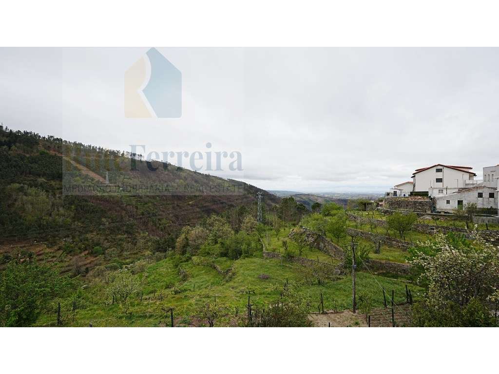 Moradia T3 no Parque natural da Serra da Estrela !!-7