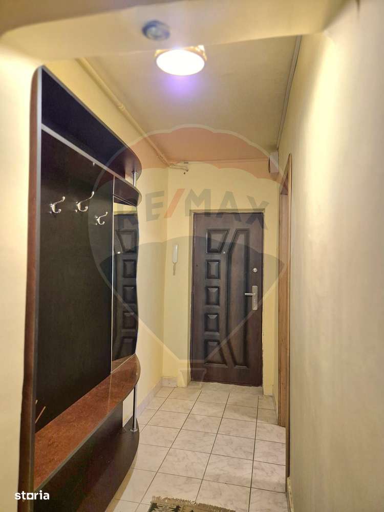 Apartament cu 4 camere de vânzare în zona Central - Imagine principală: 2/13