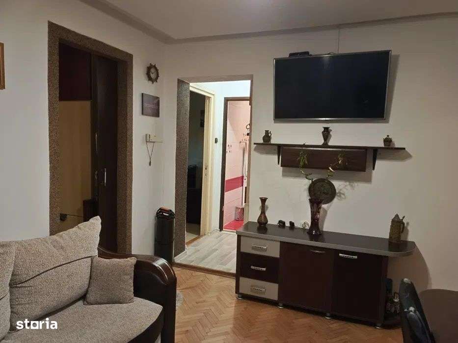 Rovinari - Apartament 3 camere - Strada Rovinari - Imagine principală: 4/8