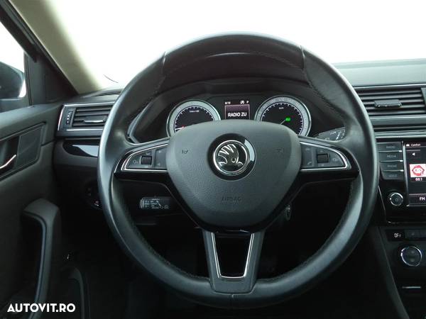 Skoda Superb Combi 2.0 TDI DSG L&K - 17