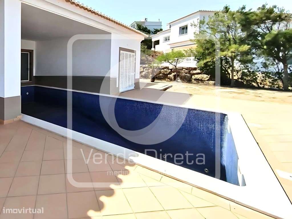 Moradia de Luxo T4 no Prestigiado Santo António Golf Resort - Buden... - Grande imagem: 4/43