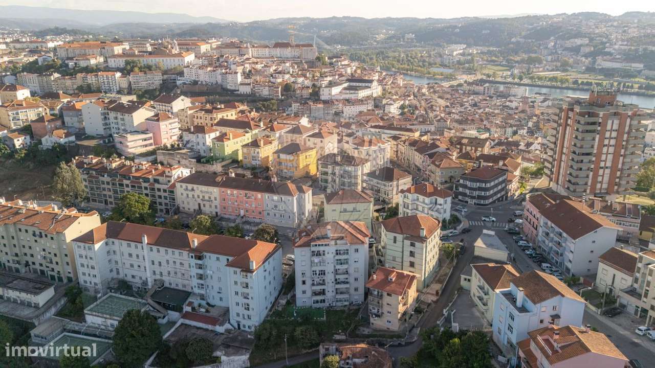 Apartamento T4 para venda - Grande imagem: 2/21