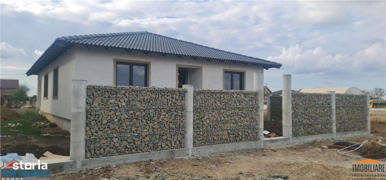 Casa noua Parter, 10 min. de Podgoria, loc. Zimand Cuz-0