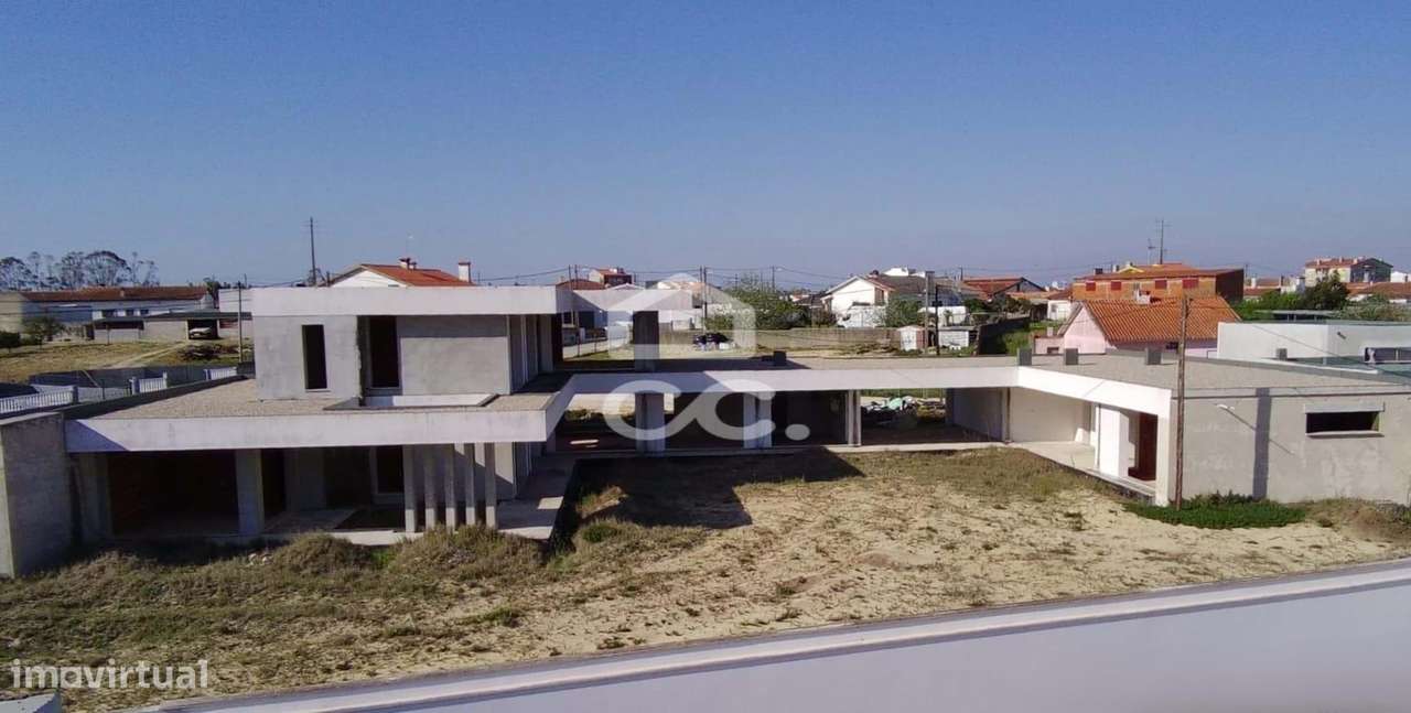 Moradia de Luxo T5 com Piscina | Costa de Prata-11