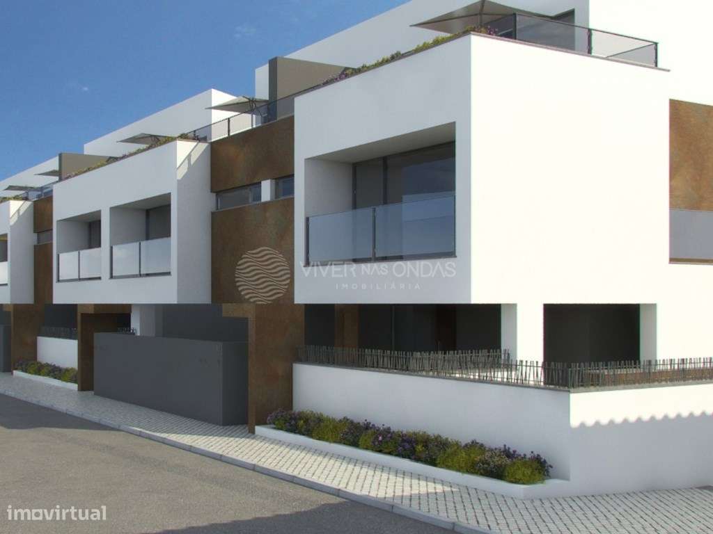 Moradia T4 de Luxo na Nova Urbanização da Caparica.-36