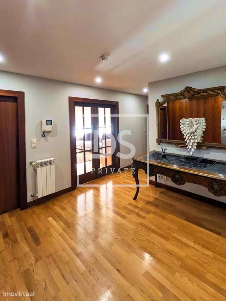 Apartamento T3 com Vista Mar e Rio | Condomínio Fechado com Porteiro 2 - Grande imagem: 3/17