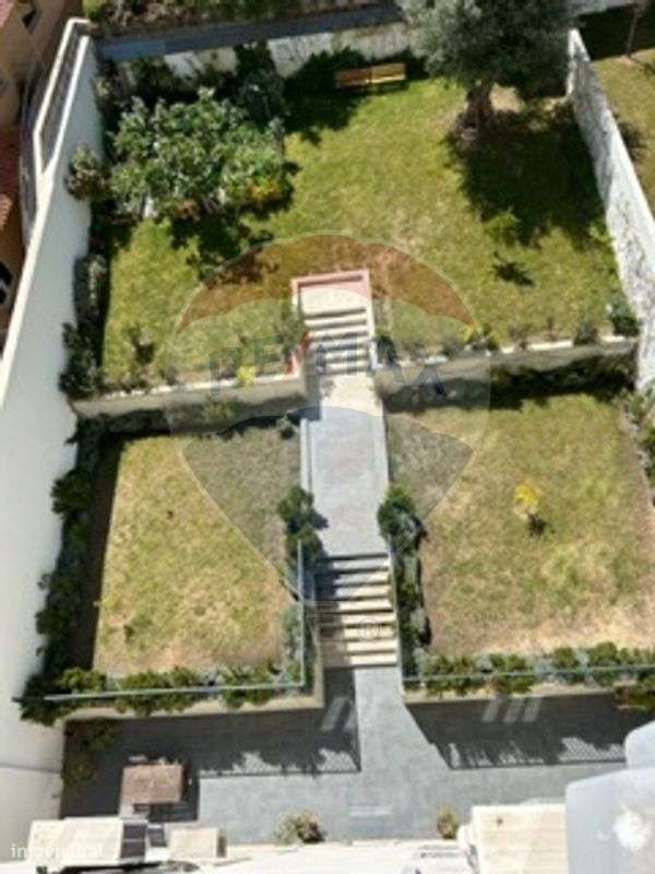 Apartamento T9 para venda - Grande imagem: 2/24