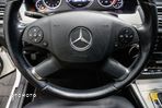 Mercedes-Benz Klasa E 200 T BlueEFFICIENCY 7G-TRONIC Avantgarde - 31