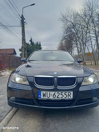 BMW Seria 3 320i - 7