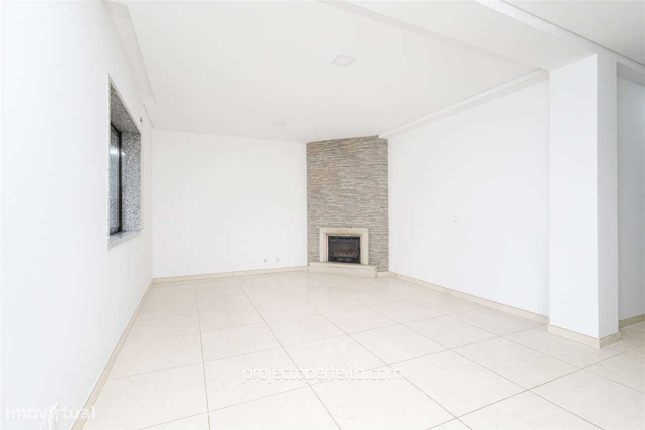 Apartamento T1+1 Venda em Canedo, Vale e Vila Maior,Santa Maria da Fei - Grande imagem: 3/18