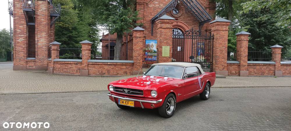 Ford Mustang - 10