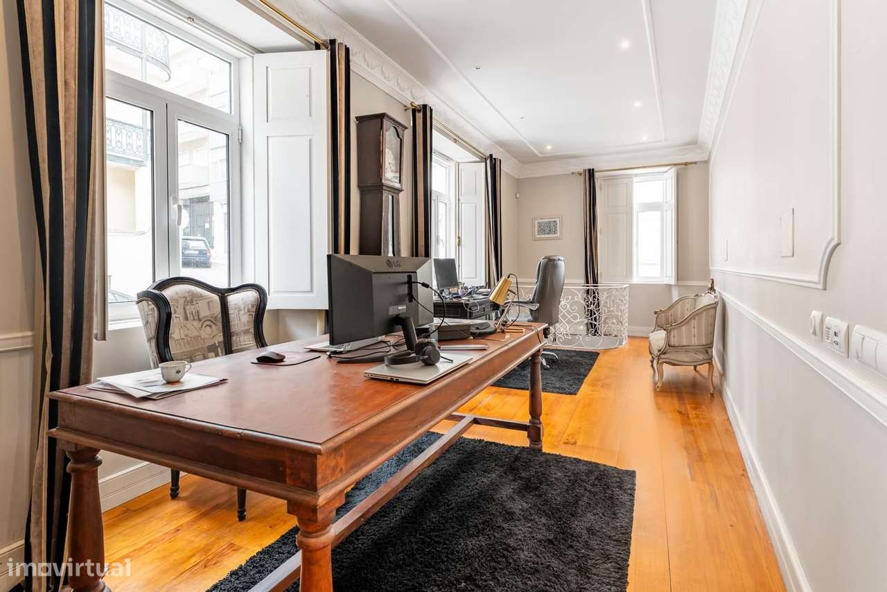 Moradia T4 + 1 com piscina, Pena, Lisboa - Grande imagem: 3/42