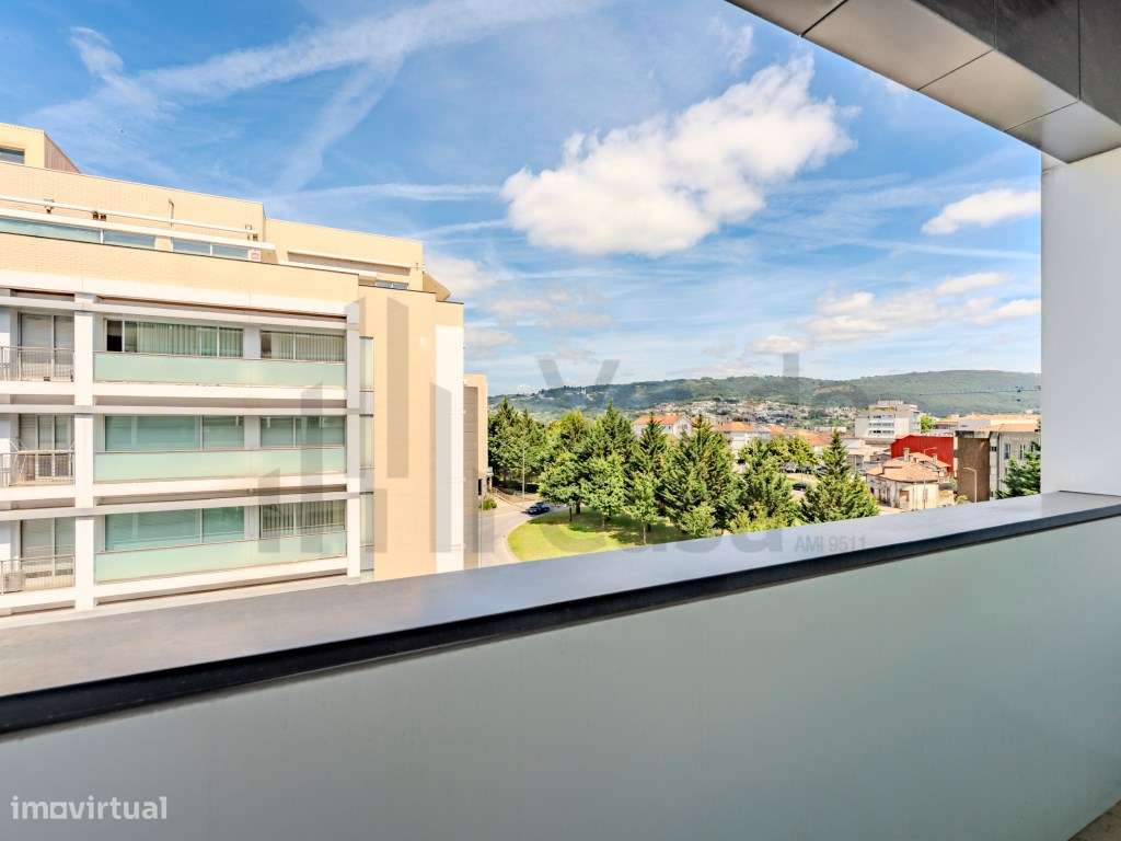 Vende-se T3 Luxo - Braga D. Diogo-30