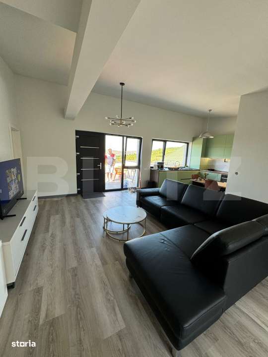 Apartament cu 3 camere, prima inchiriere, 80 mp, parcare, terasa, zona - Imagine principală: 5/9