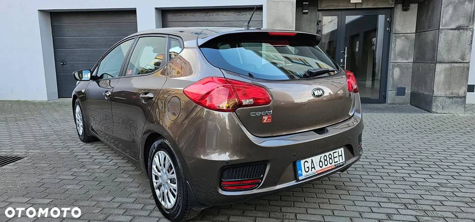 Kia Ceed Cee'd 1.6 GDI M DCT - 5