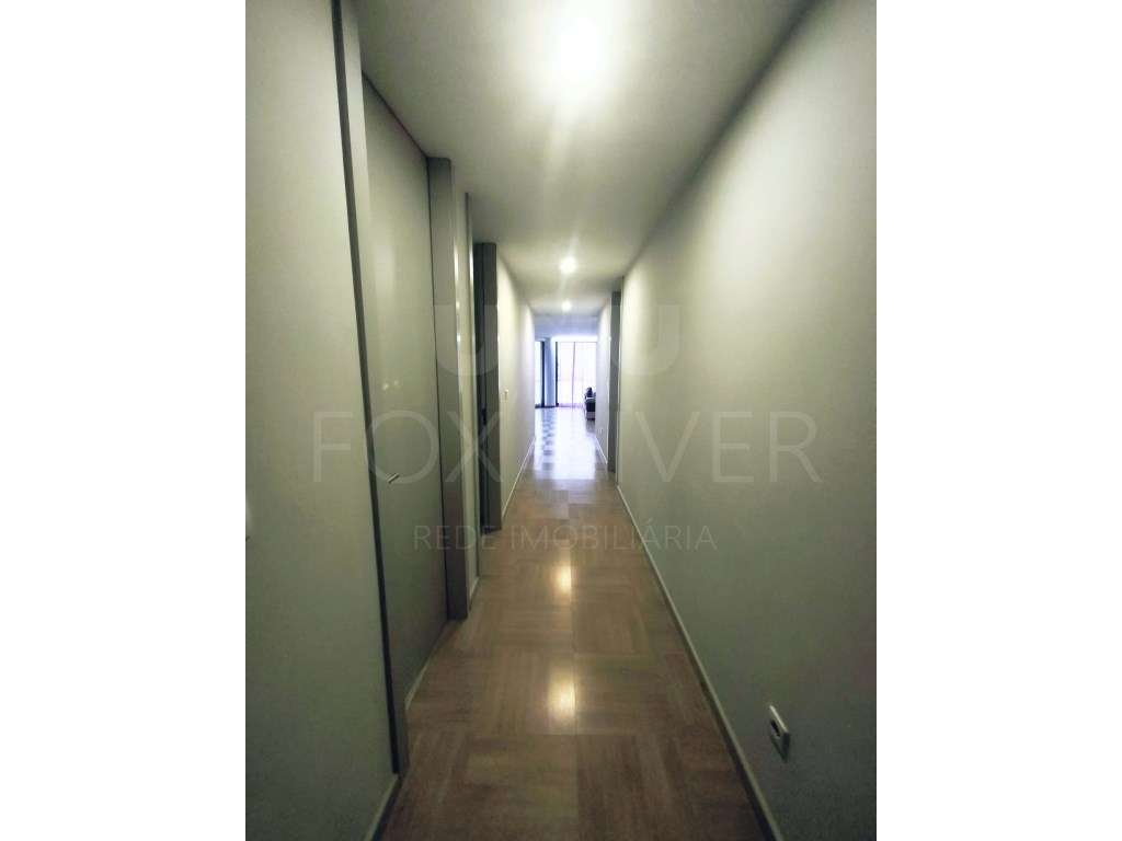 Apartamento T3 - Centro de Valença-12