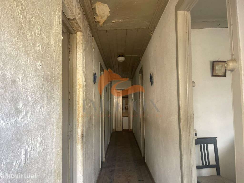 Casa por recuperar em São Sebastião da Feira (Oliveira do Hospital)-8