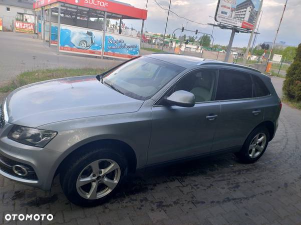 Audi Q5 2.0 TDI quattro S tronic - 8