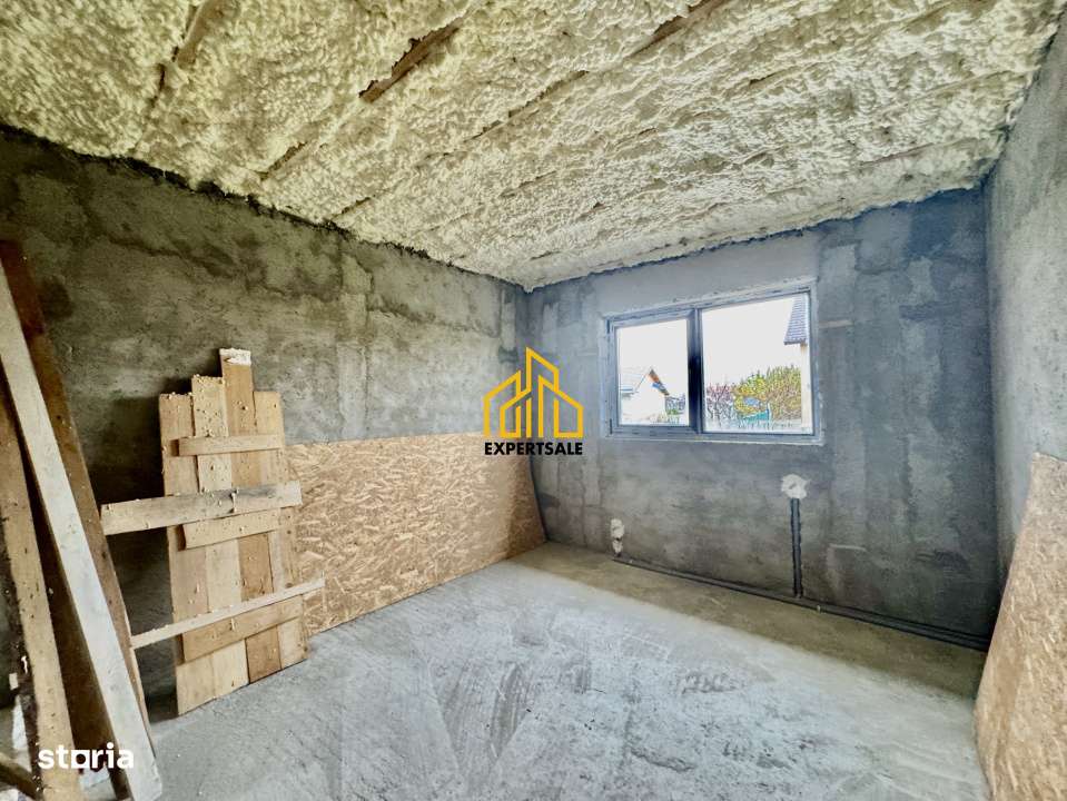 CASA DOMNESTI/ UTILITATI/ 4 CAMERE/410 MP TEREN - Imagine principală: 5/6