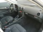 Audi A3 1.4 TFSI Sportback S tronic Attraction - 8