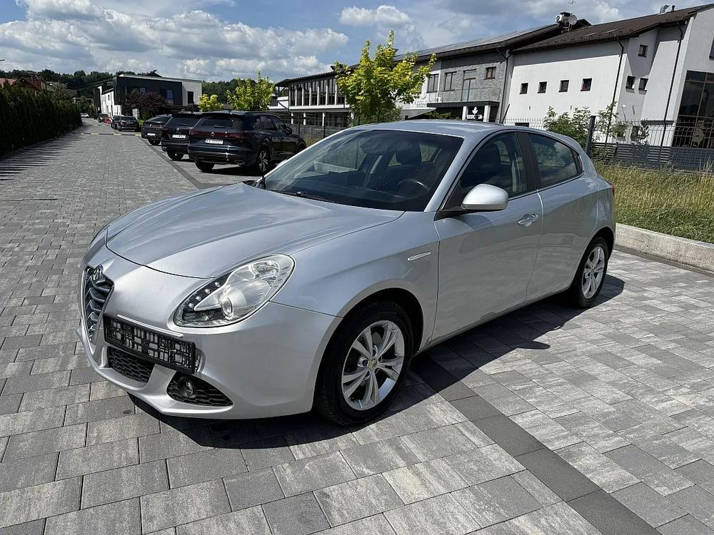 Alfa Romeo Giulietta 2.0 JTDM 16V Veloce 2012