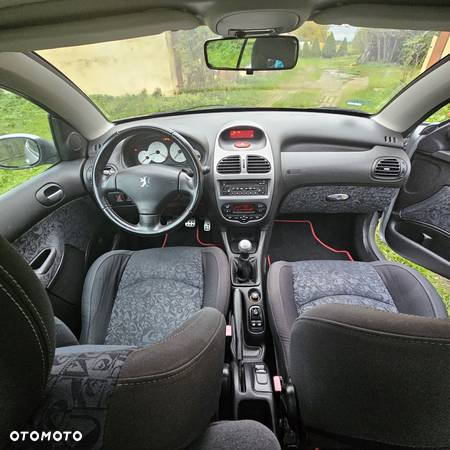 Peugeot 206 CC 1.6 - 8