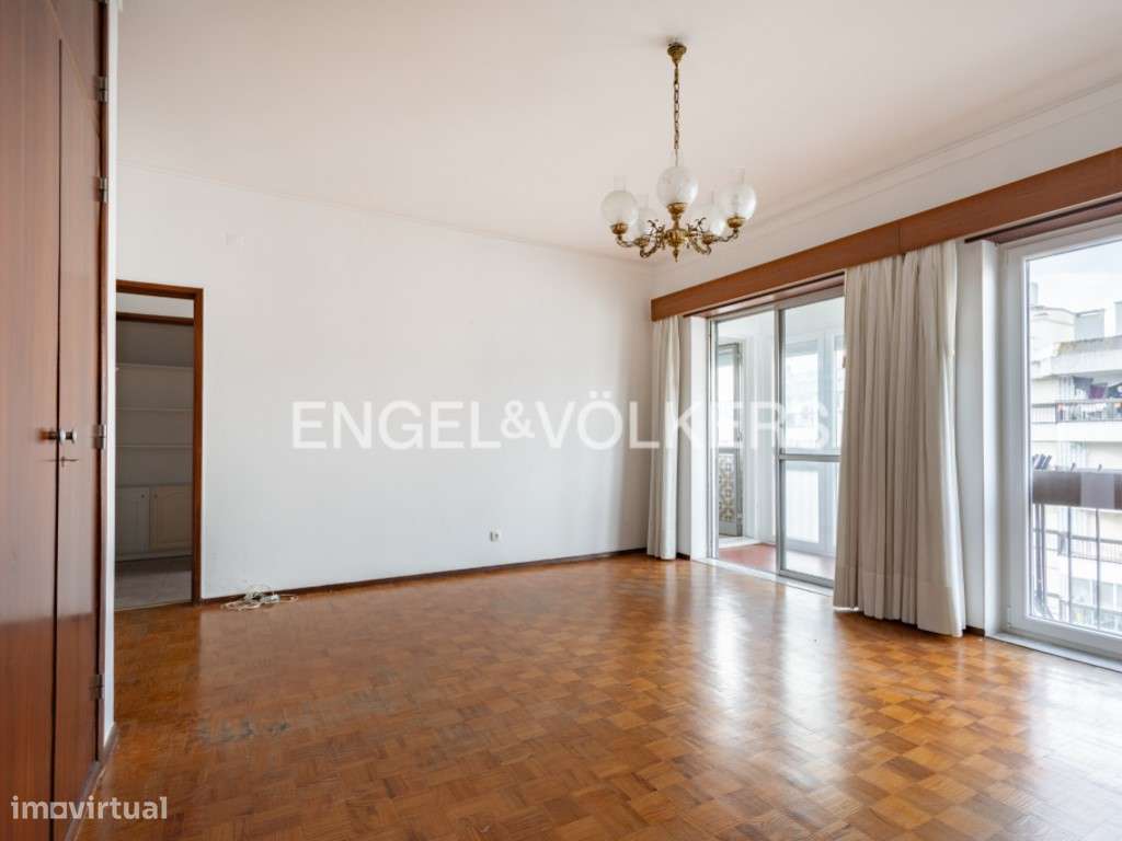 Apartamento T2 no centro de Setúbal | Elevador | Excelente Localização - Grande imagem: 2/26