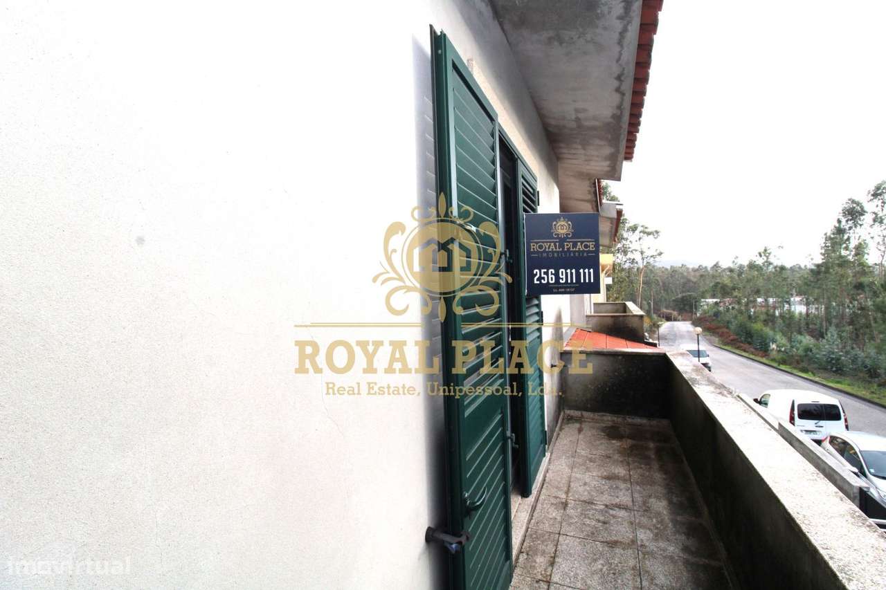 Moradia V4 em Lobão, Santa Maria da Feira-12