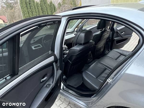 BMW Seria 5 535d Sport-Aut Edition Exclusive - 24