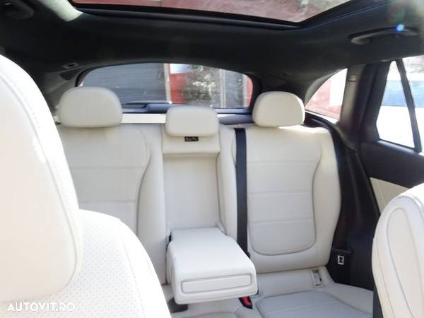 Mercedes-Benz GLC 200 4MATIC MHEV - 13