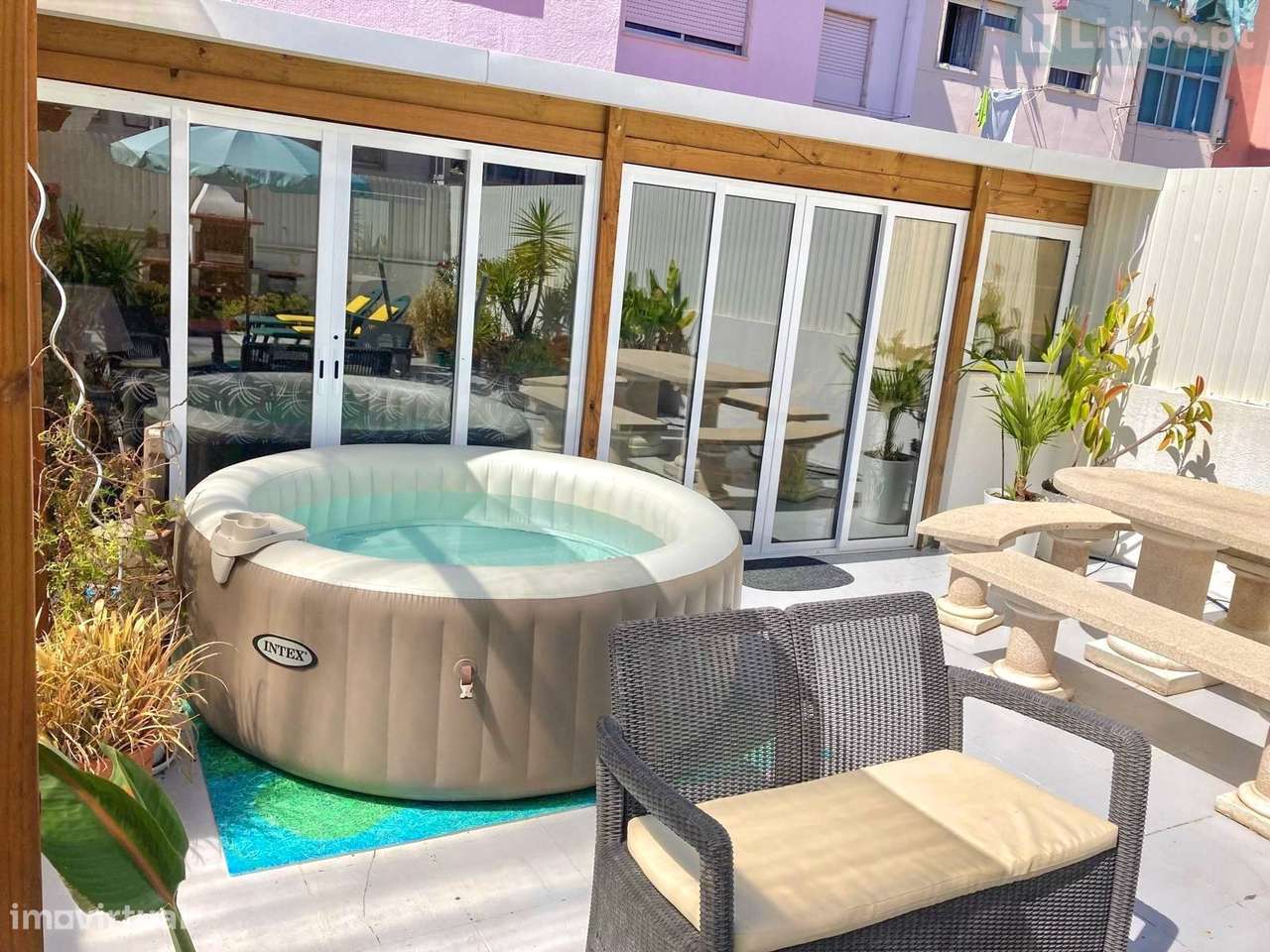 Apartamento T5 renovado e com terraço - Queluz-34