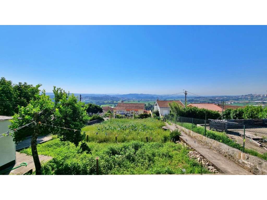 Lotes c/ habitações T1 em São Mamede do Coronado - Grande imagem: 5/14