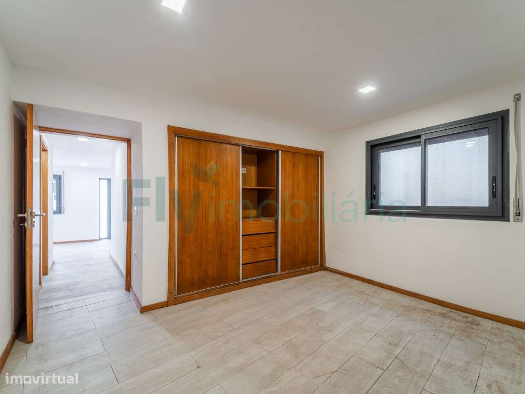 Moradia T2 + Moradia T1 Excelente Oportunidade de Investimento-9