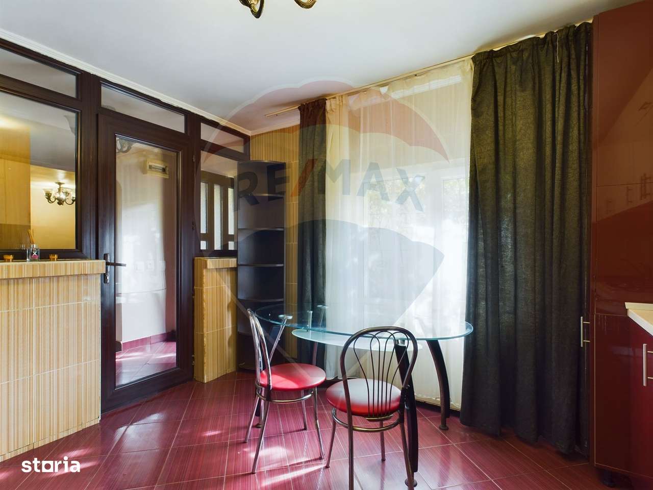 Vila/casa individuala si teren in Sector 2 la pret excelent - Imagine principală: 3/20