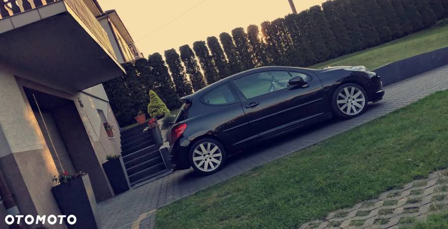 Peugeot 207 1.6 Turbo Sport - 14