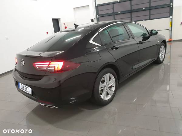 Opel Insignia 2.0 CDTI Elegance S&S - 3