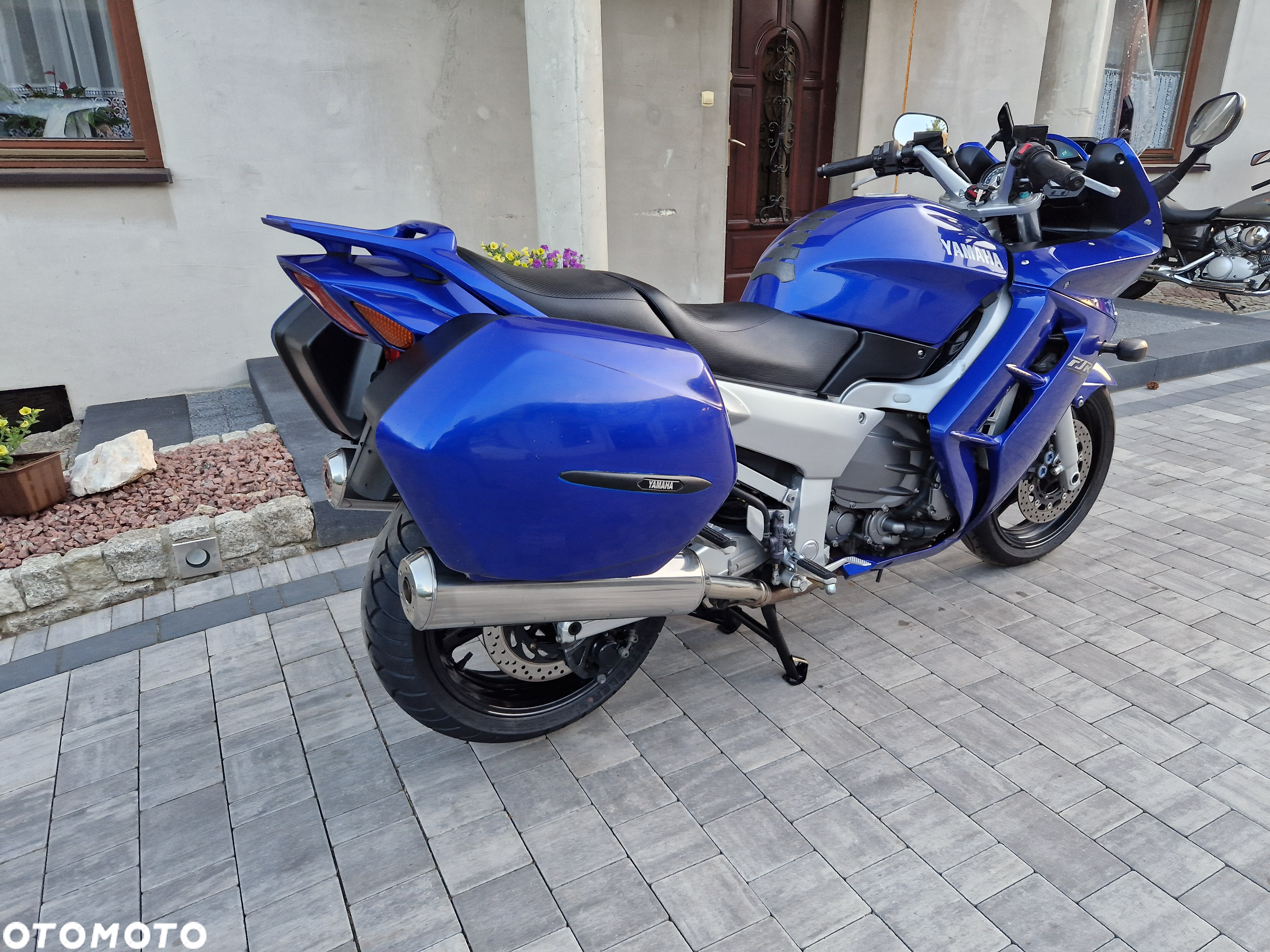 Yamaha FJR - 17