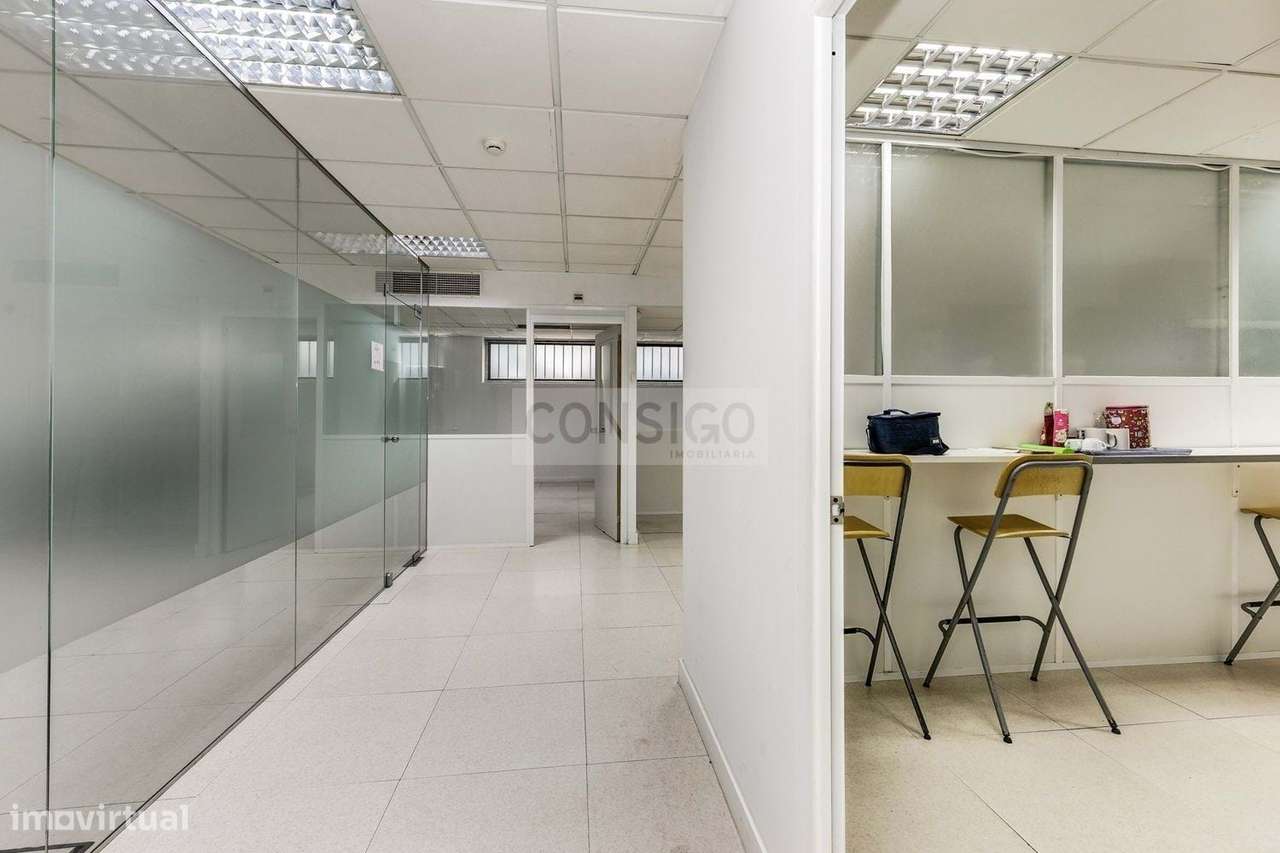 Espaço Comercial Moderno em Algés-10