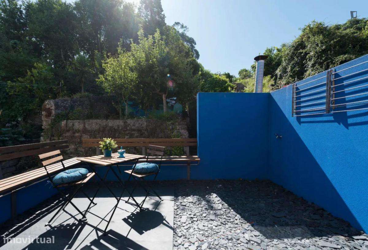 Quarto - localizado em Santo Ildefonso Porto - Grande imagem: 2/6